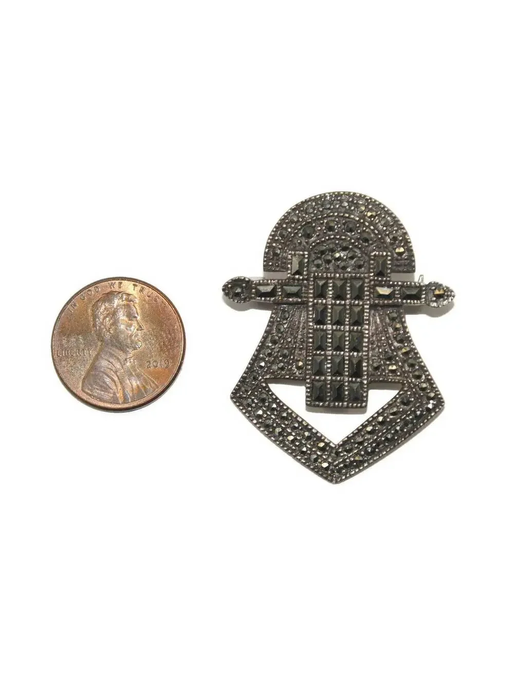 Art Deco Vintage Sterling Silver and Marcasite Brooch. Marked 925.
